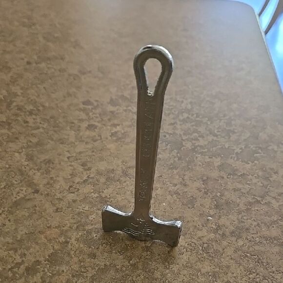 Vintage Totally Chocolate Tool Candy Bar Break Mini Hammer Gift Novelty Unisex - Picture 2 of 15